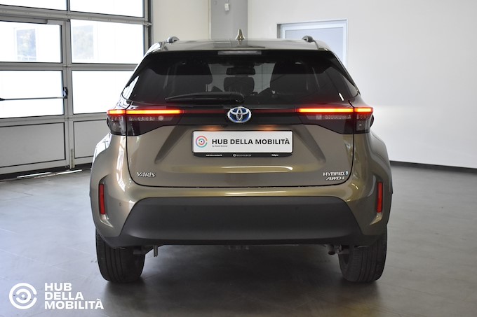 TOYOTA Yaris Cross 1.5 Hybrid 5p. E-CVT AWD-i Lounge